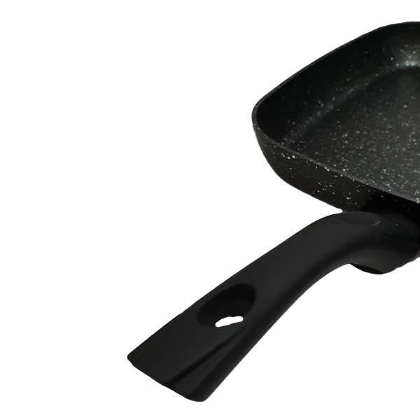 This 28cm griddle pan is your kitchen's must have item. Perfect for cooking meat, fish, vegetables and a whole range of other food types - and is particularly useful for "flash frying" foods such as steaks.